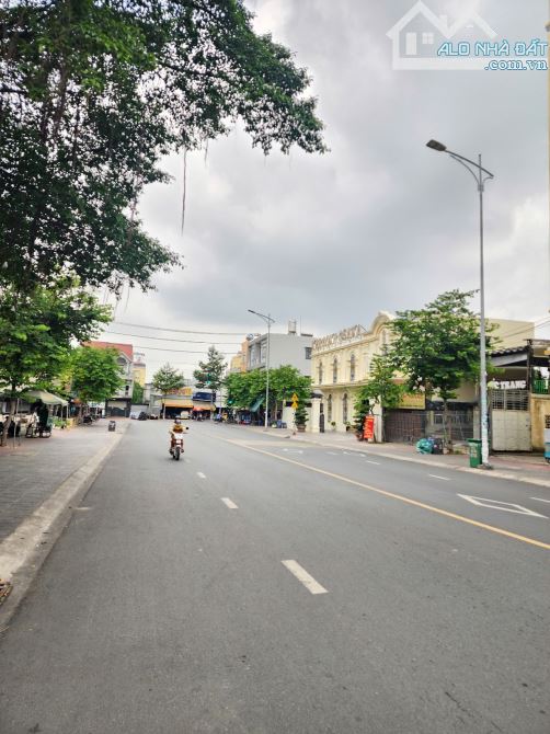 19,5Tỷ TL🔥Bán Biệt Thự Ngang 9m Kế BigC Go_MT đường Hai Bà Trưng Mới, p.Đông Hòa_Tp.Dĩ An - 11