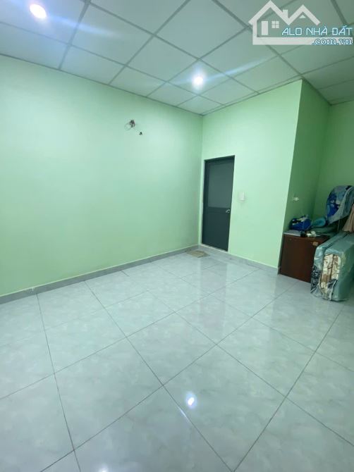 Bán nhà 1T1L 10x30m, mặt tiền chợ đường D9 KDC Thuận Giao p.Thuận Giao - 11