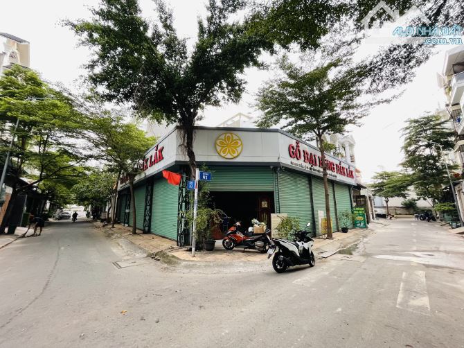 Bán Mặt bằng KD lô góc ngay CF Lộc Vừng Hiệp Bình Phước Thủ Đức DT: 270m2 Giá 33 Tỷ - 1