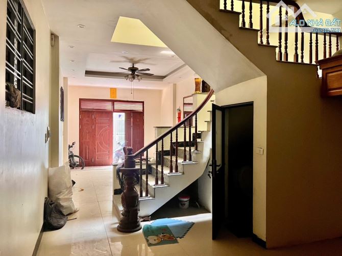 YÊN NGHĨA NHÀ CỰC ĐẸP, Ô TÔ VF3 ĐỖ CỬA - 3T 4 NGỦ NHÀ RỘNG,2 MẶT , TẶNG FULL NỘI THẤT - 1