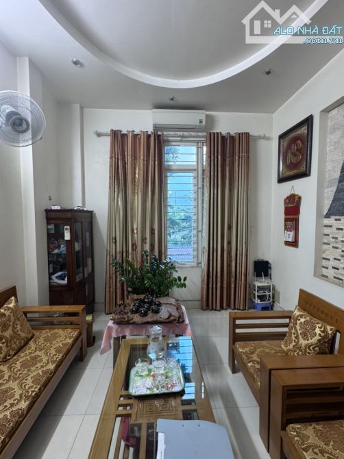 Nhà đẹp Phú Mỹ  30m– 4 tầng – Full nội thất – Gần chợ, gần UBND – Giá 6,1 tỷ - 1