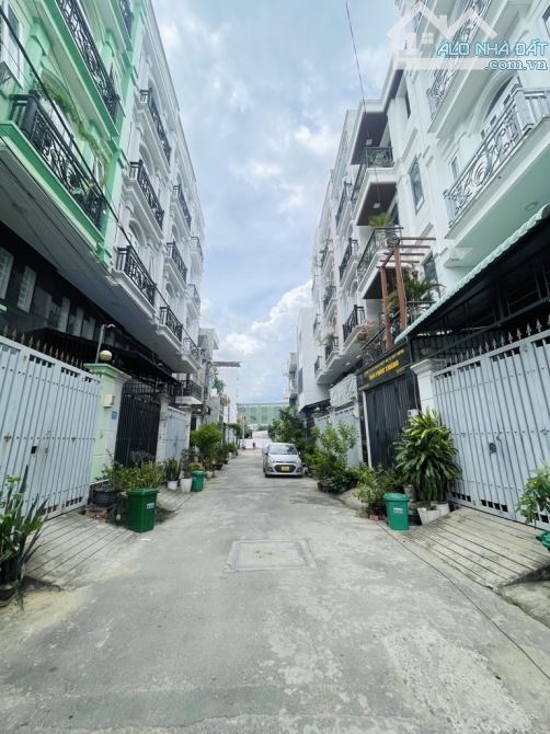 Bán nhà 4 tầng đường An Phú Đông 33 phường An Phú Đông quận 12 - 1