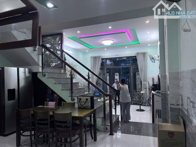 Nhà 3 tầng mặt tiền Dương Trí Trạch, An Hải Bắc - 1
