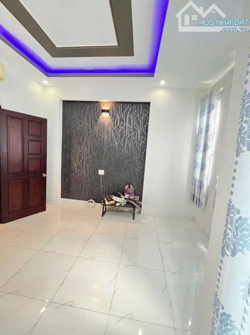 CHỦ ĐỊNH CƯ CẦN BÁN NHÀ ĐANG ĐỂ TRỐNG ĐƯỜNG BÀU CÁT.DT 5X20(100m2)GIÁ 9TỶ TL - 1