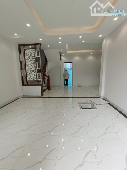 biệt thự mini tại thị trấn Quốc Oai, sân trước sau, ô tô vào. DT 75m2, 3 tầng. Giá 3,6 tỷ - 1