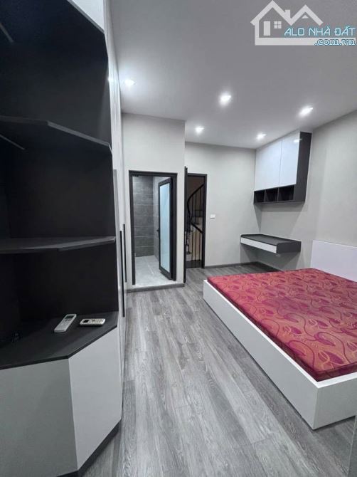 PHÂN LÔ THANH XUÂN Ô TÔ ĐỖ CỬA , GẦN HÒ ĐẦM HỒNG , 56M2 x 4T FULL NỘI THẤT 10 TỶ. - 1