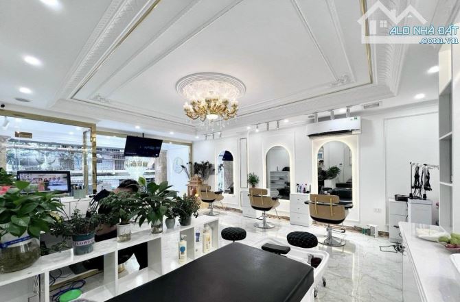 Bán biệt thự lô góc Làng Việt Kiều Châu Âu,Hà Đông–MT 26m, view vườn hoa, có hầm, độc nhất - 1