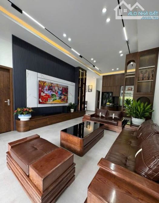 Nhà 3 tháng 2, 62m2 gần Hà Đô - ô tô vào nhà - thang máy - 2XXtr/m2, 5 tầng - MT 4,5m, Q10 - 1