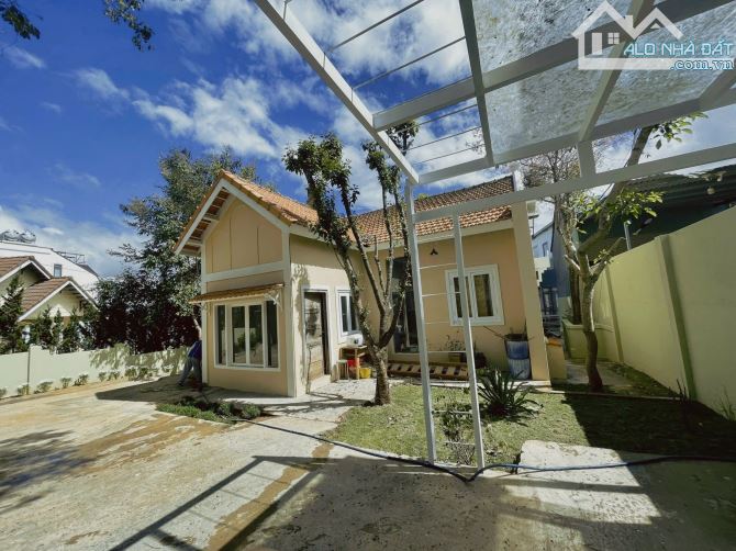 CẦN BÁN GẤP căn nhà nhỏ đường Hùng Vương, Phường 10, Đà Lạt - 1