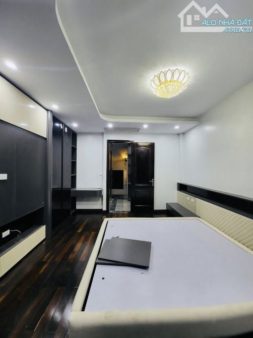Bán nhà phố Hồng Mai, Hai Bà Trưng, 2 mặt ngõ, ô tô tránh, 6 tầng 42m2 giá 16.8 - 1