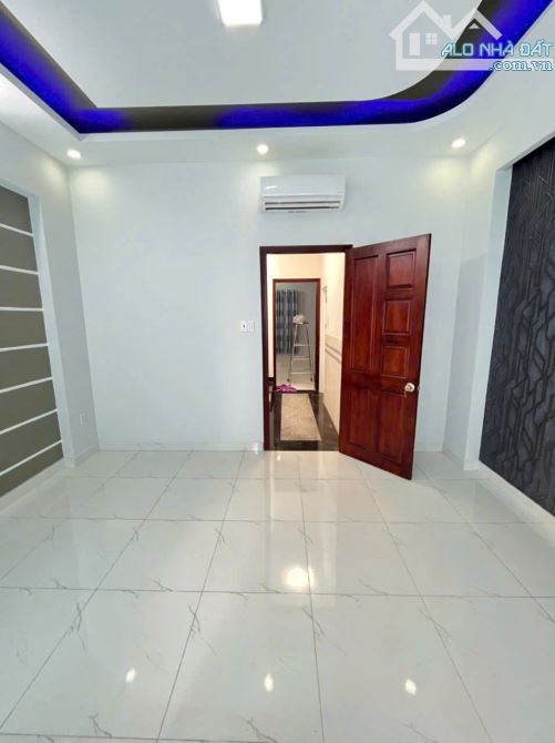 CẦN BÁN NHÀ MT ĐƯỜNG BÌNH GIÃ,P13,Q TÂN BÌNH. DT 6 X20. 2 LẦU,GIÁ 13 TỶ TL,NHÀ ĐẸP - 1