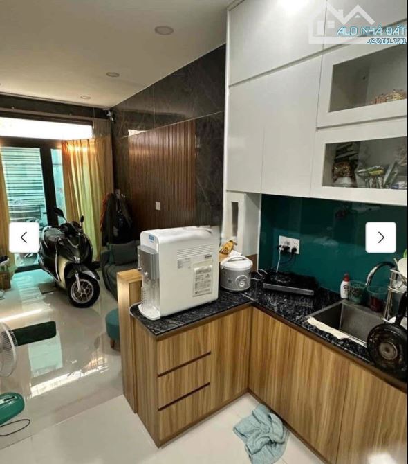 Nhà hẻm 313 Đường 3/2 Quận 10. Nhà 4 tầng, 2PN, 3WC, full nội thất. - 1