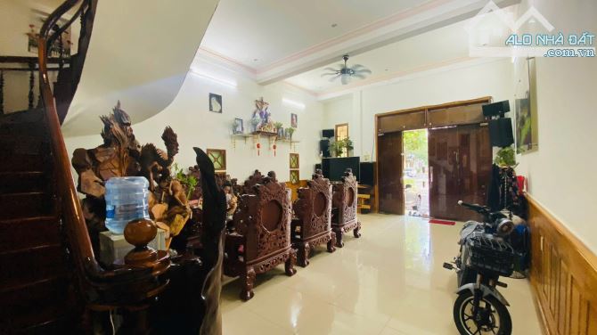 BÁN NHÀ MÊ ĐƯỜNG LÊ QUÝ ĐÔN KINH DOANH TỐT GIÁ 9.8 TỶ - 1