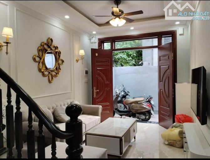 CHÍNH CHỦ CẦN BÁN NHÀ RIÊNG PHỐ DƯƠNG VĂN BÉ HAI BÀ TRƯNG  44M2 X 5 TẦNG - 1