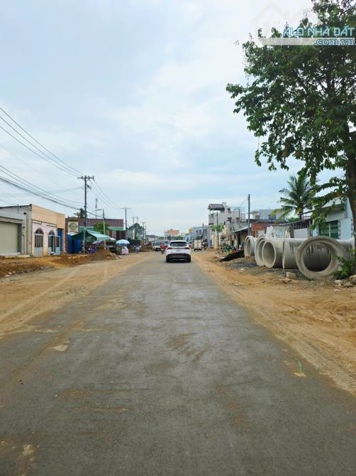 Bán đất lô góc 3 mặt hẻm xe hơi 131m2, đường Lò Lu, Phường Trường Thạnh Q9 - 1