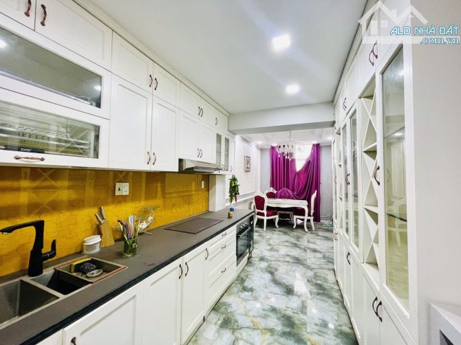 Nhà Đẹp Quận 10-HXH CMT8-4 Tầng-43M2- Giá chỉ 9🧄2 TL‼️‼️ - 1