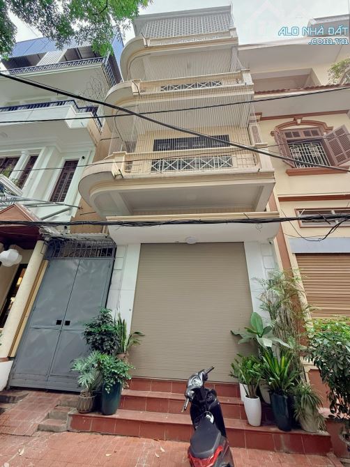 Nhà 2 mặt ngõ phân lô tô tránh Đào Tấn, thông 4 phía, KD vô đối, DT 70m2, MT 5,5m, 27,6 tỷ - 1