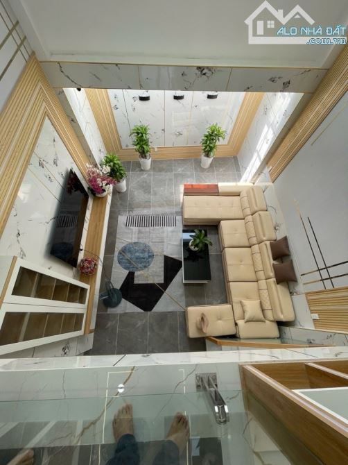 NHÀ 5 TẦNG HẺM XE TẢI ĐƯỜNG THẠNH XUÂN 13 GẦN PICITY GROUP CHỈ 6,4 TỶ- DT 60m2 (4x15) - 1