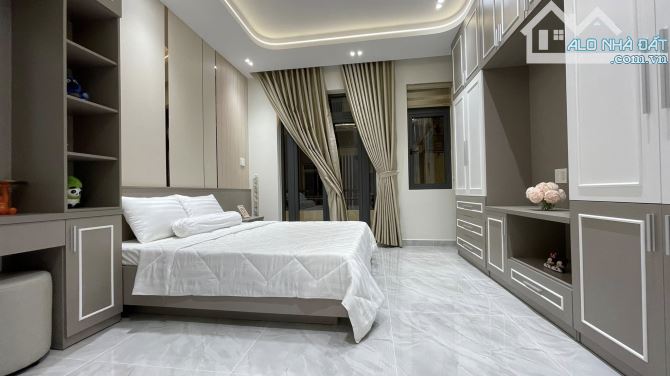 Siêu Phẩm ! Nhà Mới Đẹp Lung Linh – 5PN, 6WC, Full Nội Thất – P.16 Gò Vấp – Chỉ 8.5 Tỷ! - 1