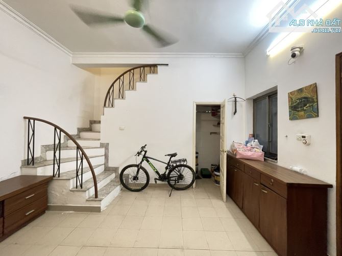 ĐÊ LA THÀNH NHỎ – TRUNG TÂM ĐỐNG ĐA – ĐẤT VUÔNG – MT RỘNG 7.35M – 8M RA PHỐ – GIÁ 7.85 TỶ - 1
