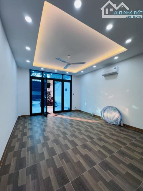 BÁN NHÀ LINH ĐÀM 6 TẦNG Ô TÔ ĐỖ CỬA NHÀ MỚI THANG MÁY 73M2 MT 5M - 1