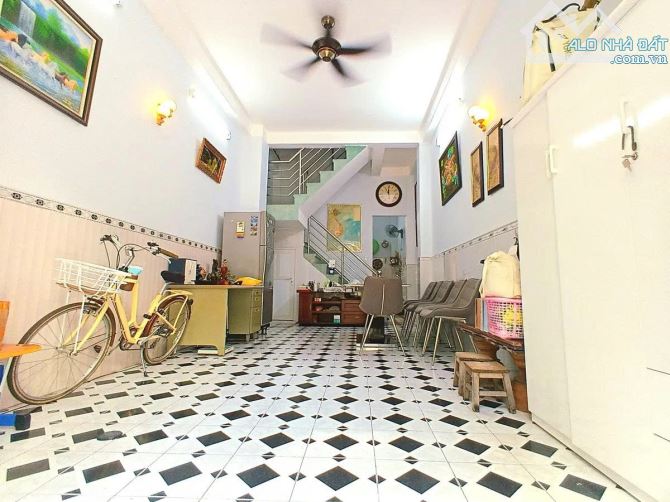 Bán nhà hẻm xe hơi Cư Xá Nguyễn Cảnh Chân Q1 nhà khu cán bộ – 4 tầng – chỉ 12.4 tỷ - 1