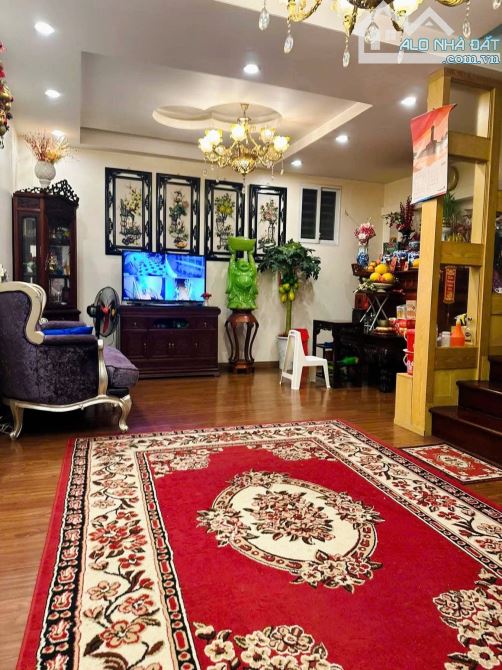 BÁN NHÀ LẠC LONG QUÂN, TÂY HỒ GẦN PHỐ NGÕ THÔNG LÔ GÓC DT60M2*5 TẦNG. CHỈ 11.7 TỶ - 1