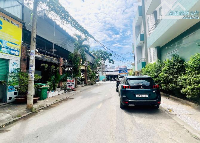 Bán đất biệt thự dự án Thái Dương đường Nguyễn Duy Trinh Quận 2 cũ gần chợ (210m²) 29.8 tỷ - 1