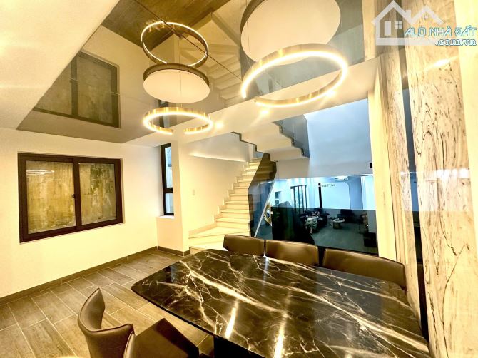 Bán nhà 4,5 tầng 79m2 phố Trần Nhật Duật, Cầu Đất, Ngô Quyền.  Giá chỉ 5,8 tỷ - 12