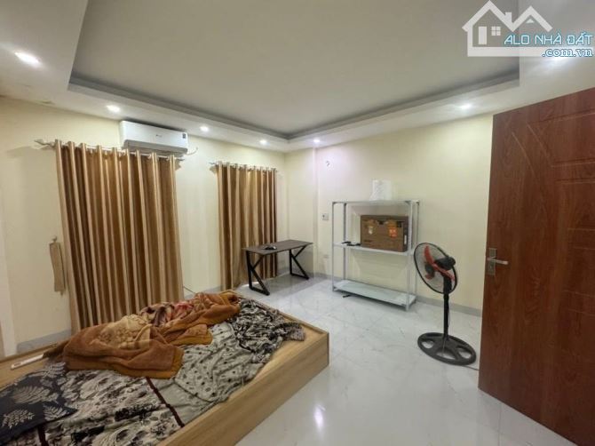 BÁN NHÀ NGỌC TRỤC - ĐẠI MỖ - Ô TÔ ĐỖ GẦN - 33M X 5 TẦNG - GIÁ 6 TỶ 8. - 2