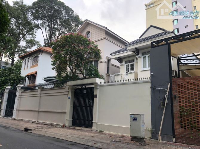 Bán biệt thự MT siêu vị trí ngay Tú Xương Q.3 - 7.6x22m - 2 tầng - HĐT 100tr giá chỉ 86 tỷ - 2