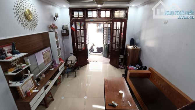 TRUNG TÂM THANH TRÌ, HÀNG XÓM TÂN HOÀNG MINH NHÀ DÂN XÂY ĐẸP 55M2 GIÁ 7,25 TỶ Căn nhà dân - 2