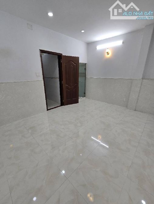 Khu K300 - 45m2 ngang khủng 5m - 4 Tầng - 10m ra đường xe tải thông - 2