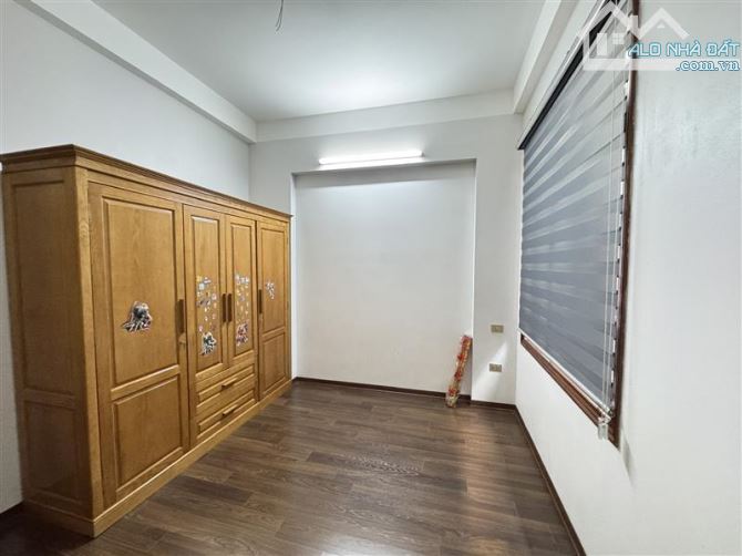 Ngọc Hồi bán nhà 4 tầng 50m2 Phân lô Ô tô Hai mặt tiền HƠN 8 tỷ - 2
