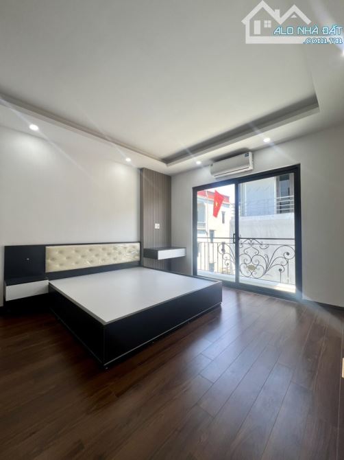 Bán nhà Đông Mỹ, Thanh Trì, 56m2 x 4,5 tầng, xây mới, 10m ô tô tránh, giá 5,45 tỷ - 2