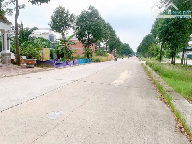 Bán lô đất đối diện chợ , 150m  fulll thổ cư thới hòa , Thành Phố Hồ Chí Minh - 2