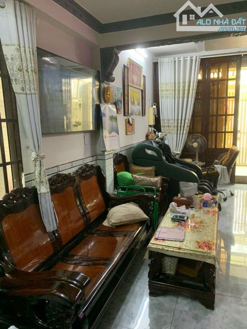 Bán nhà 3 lầu, MT nội bộ Bùi Minh Trực Q8 - 2