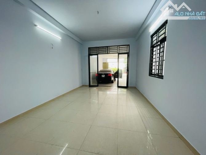 Nhà TRẦN THỊ CỜ , Thới An, quận 12 - DT 5x22- HXH- 6PN - Ô TÔ NGỦ TRONG NHÀ - CHỈ 5.4 TỶ - 2