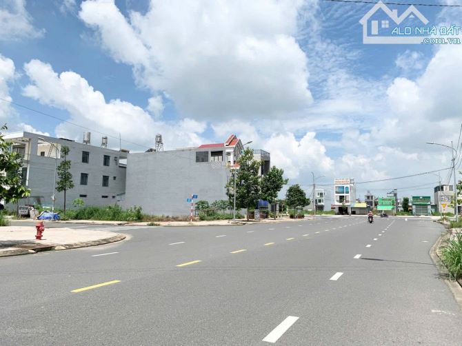 Cắt lỗ - Lô DT:121m2 Giá Chỉ 2Tỷ1 - Ngay đường Hàng Điều, Sát đường 30/4 Và đường 2/9