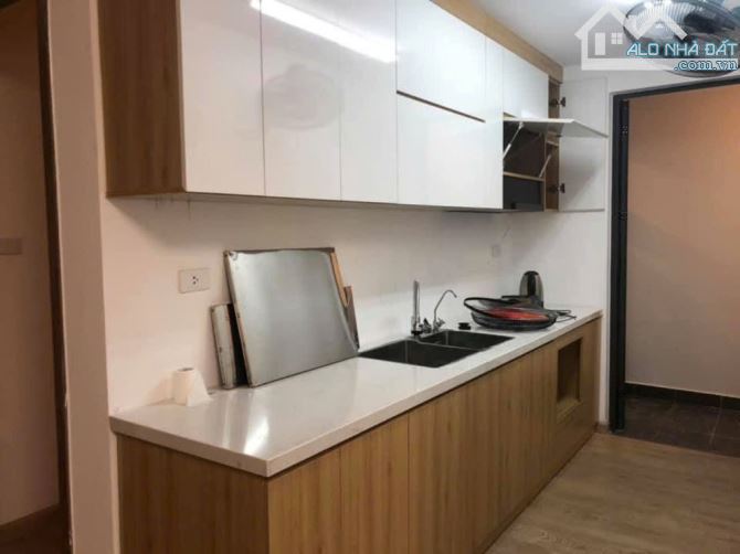 Cần bán căn chung cư 70m2, 2 phòng ngủ phố Nguyễn Lam, Long Biên, giá 4.25 tỷ - 2
