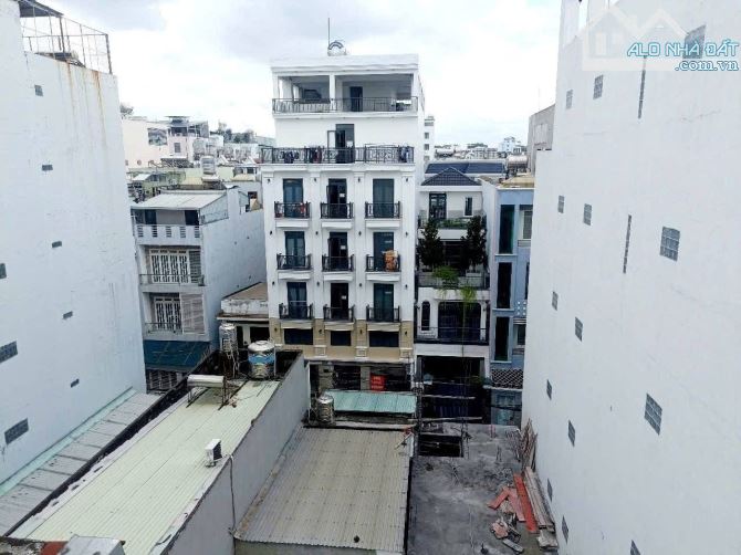 Bán CHDV Dương Quảng Hàm F5 DT  gần 200m2 đường 8m thông giá chỉ 23,5 tỷ TL - 2
