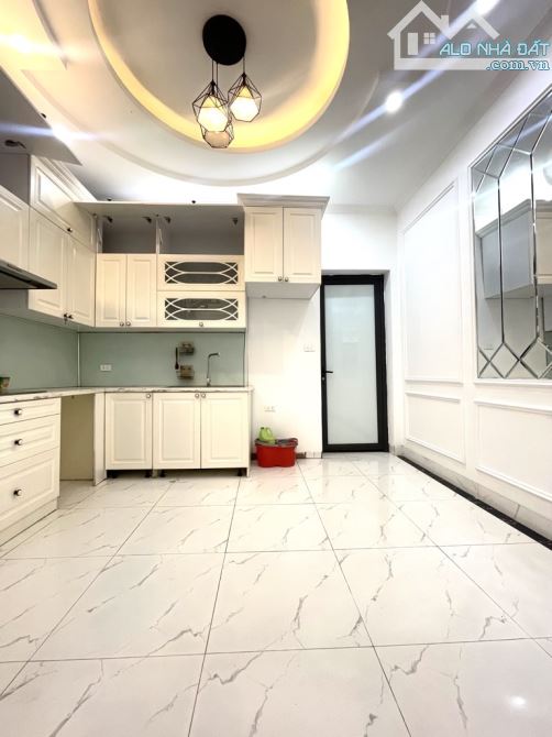 PHÂN LÔ THÁI HÀ-TRUNG LIỆT -ĐỐNG ĐA- DT 40M2 -MT 4M-NGÕ Ô TÔ-GIÁ CHỈ 13.95 TỶ. - 2