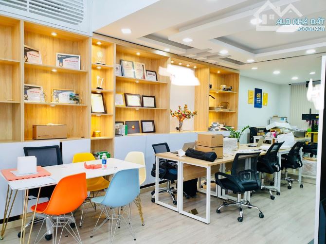 Bán nhà mặt phố 2MT Điện Biên Phủ - D2 ,P.25,BT 4x18. 72m2, 1PN, 1WC,11.3 tỷ TL - 2