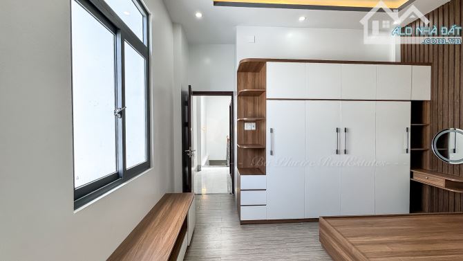 HÀNG HIẾM NHÀ RỘNG GIỮA TRUNG TÂM TP CẦN THƠ. Nhà đẹp đất nở hậu 8m - 2