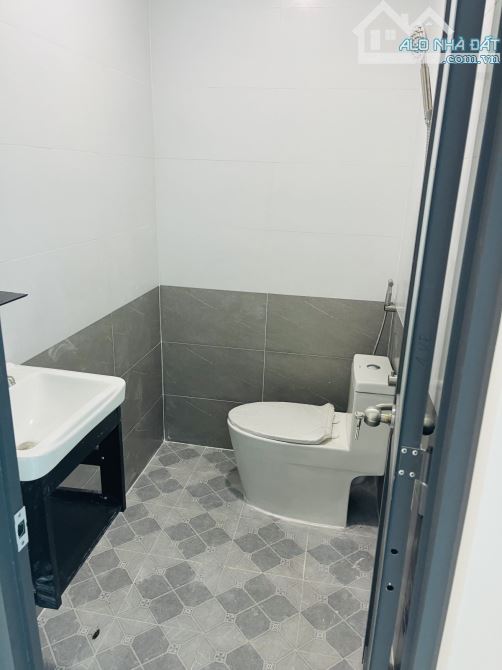HẺM XE TẢI KINH DOANH - NHÀ MỚI LÊ ĐỨC THỌ - 2 TẦNG 80m2 VUÔNG A4 - 5.6 TỶ - 2