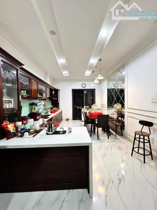 🔥 NGUYỄN CỬU VÂN - PHƯỜNG 17 - BÌNH THẠNH - NHÀ ĐẸP 4 TẦNG 💥70M2💥 - CHỈ 12 TỶ - 2