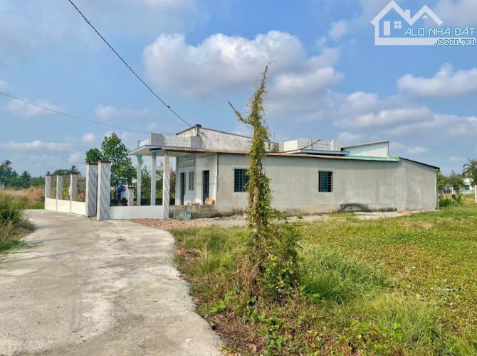 BÁN GẤP LÔ ĐẤT GIÁ TỐT TẠI CẦN GIUỘC  2.700M² CHỈ 2,2 triệu/m² - 2