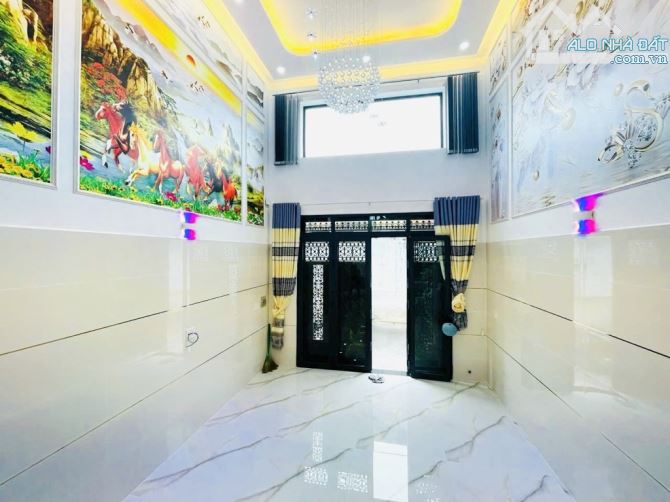 BÁN NHÀ HXH Dương Đức Hiền, Tân Phú 4 tầng 108m2 (4,3x25).Nhà đẹp ở ngay. Giá chỉ 11,5 tỷ. - 2