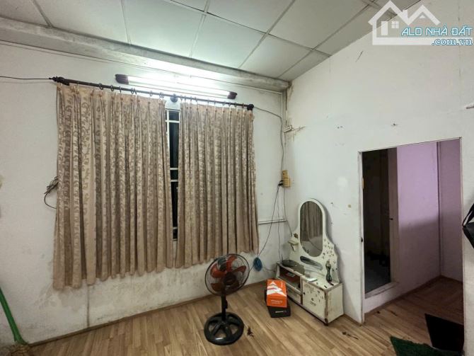 Bán Gấp Nhà HXH Thông đường Lạc Long Quân Quận 11 DT 8.6m x 3.5m  2 Tầng chỉ 4.1 Tỷ - 2