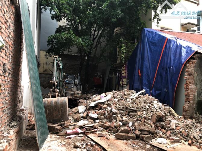 BÁN ĐẤT PHỐ NGUYỄN NGỌC VŨ CẦU GIẤY  18 TỶ 110M2 MT 6M 2 MẶT NGÕ Ô TÔ  KINH DOANH  XÂY CHD - 2